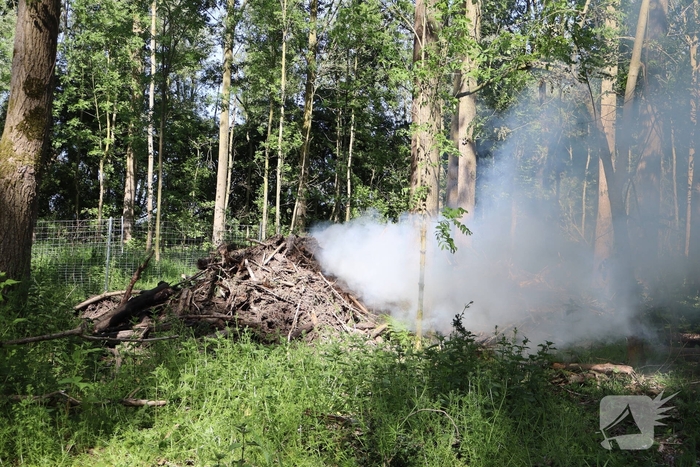 Twee branden in bosgebied geblust