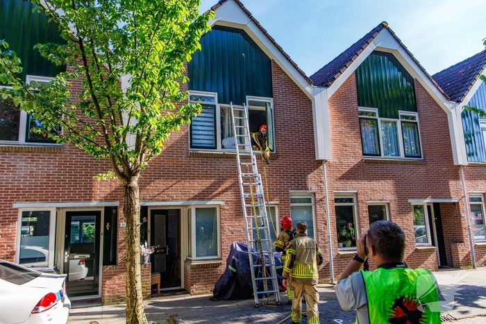 Woningbrand in Koog aan de Zaan geblust