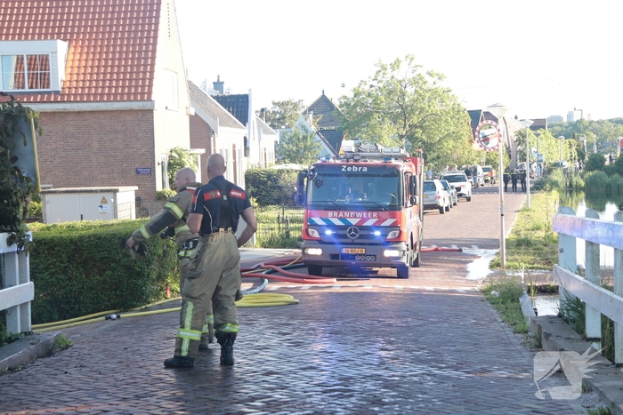 Bewoner nagekeken na brand in woning
