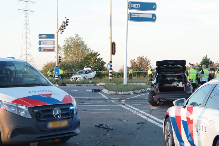 Drie auto's betrokken bij aanrijding met letsel