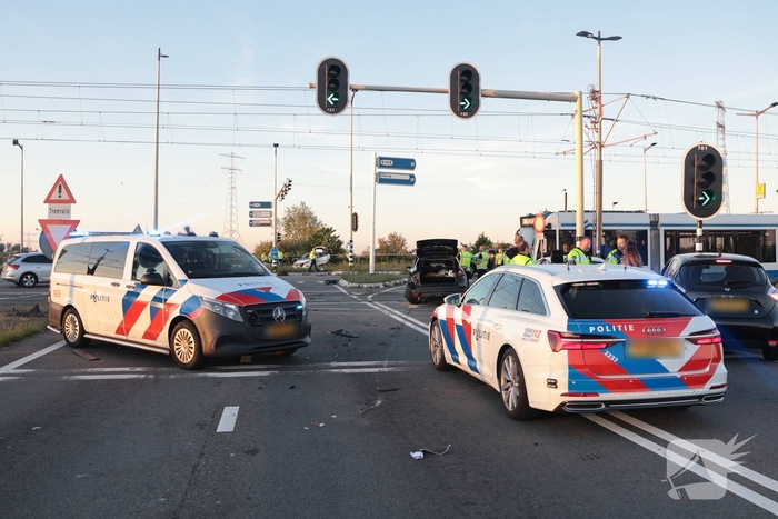 Drie auto's betrokken bij aanrijding met letsel