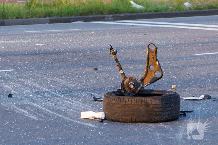 Drie auto's betrokken bij aanrijding met letsel