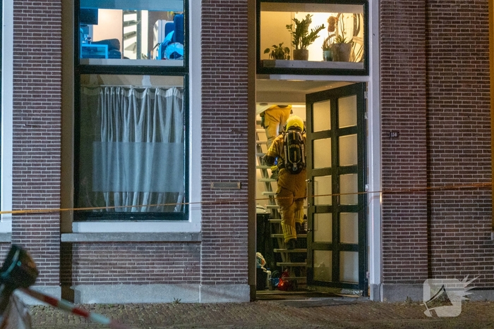 Brandweer onderzoekt incident in woning