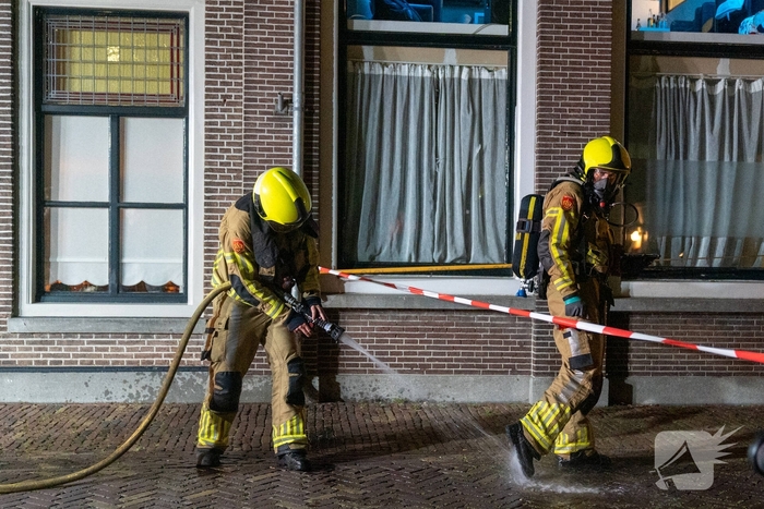 Brandweer onderzoekt incident in woning