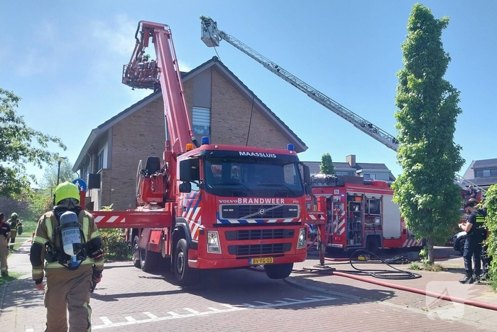 Flinke brand op dak van woning