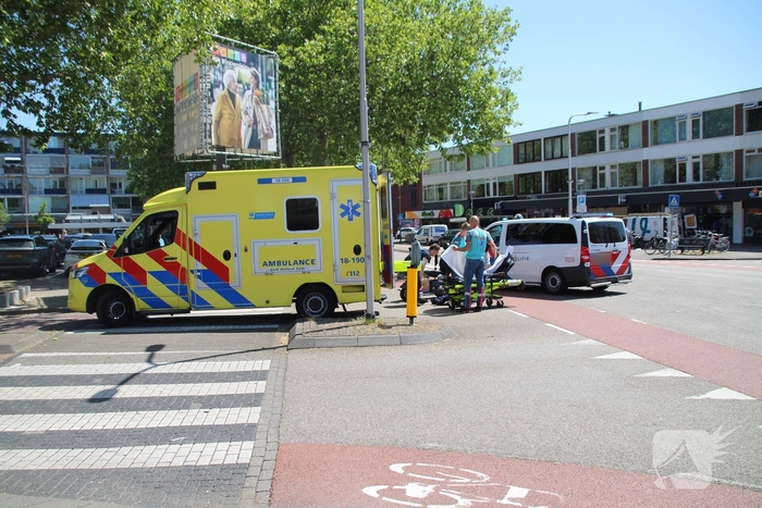 Oude man gewond bij ongeval met scootmobiel
