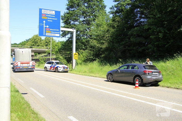 Aanrijding tussen voertuigen leidt tot lichte verkeershinder