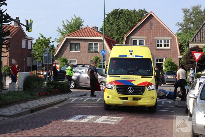 Scooterrijder gewond bij aanrijding