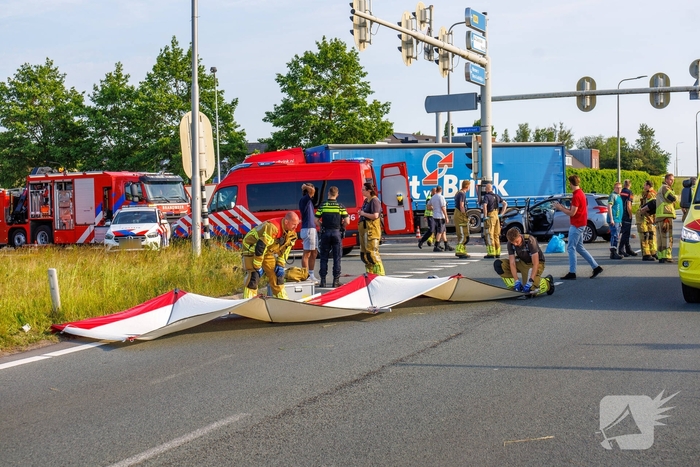 Zwaar ongeval tussen motor en auto met meerdere gewonden