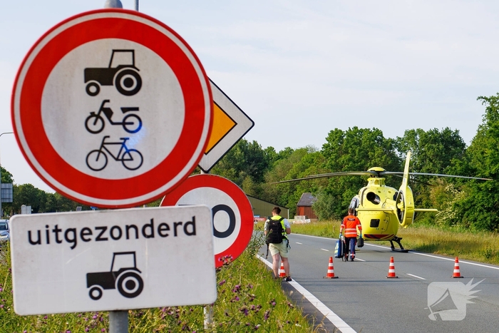 Zwaar ongeval tussen motor en auto met meerdere gewonden