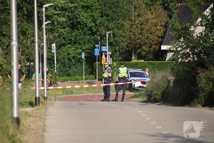 Brandweer bestrijdt flinke duinbrand