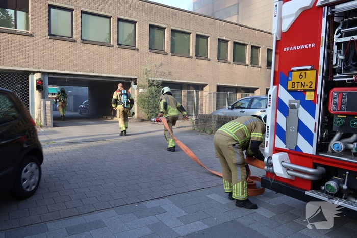 Fietsenhok gaat volledig in vlammen op