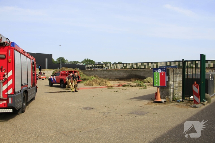 Buitenbrand veroorzaakt door hooibroei