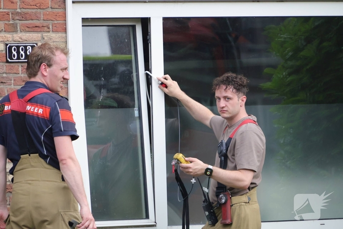 Schoorsteen beschadigd door blikseminslag