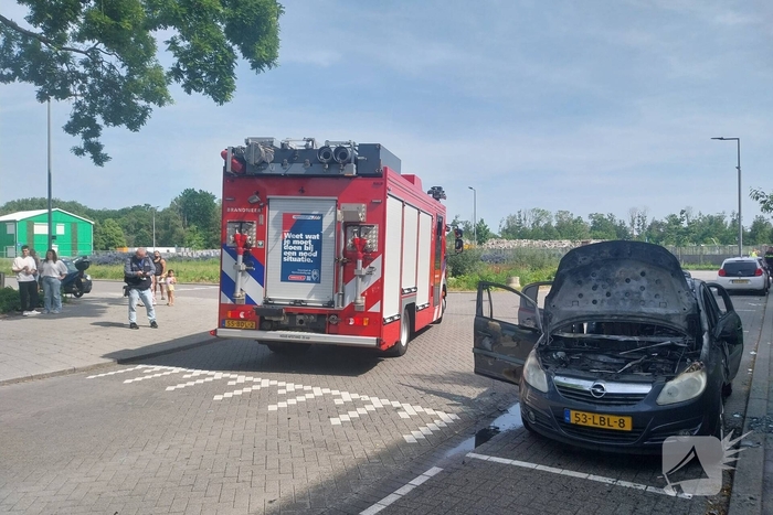 Auto loopt flinke schade op door brand
