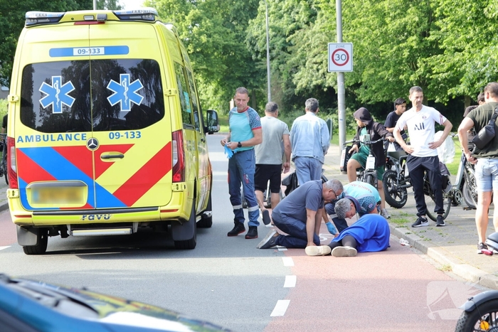 Vrouw gewond na val met scootmobiel