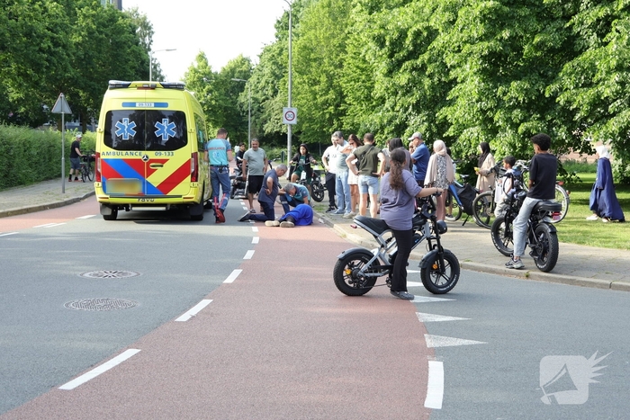 Vrouw gewond na val met scootmobiel
