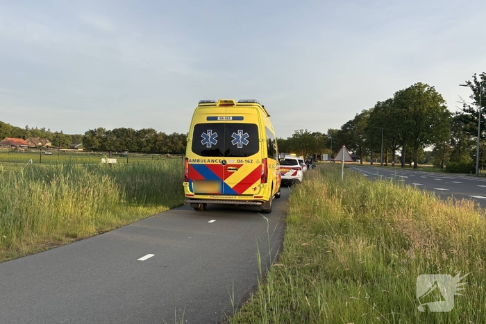 Scooterrijder raakt de controle kwijt en komt ten val