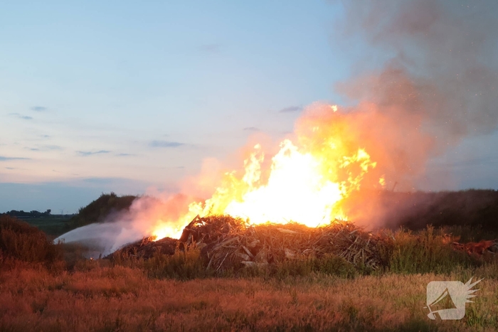 Forse buitenbrand in Amersfoort