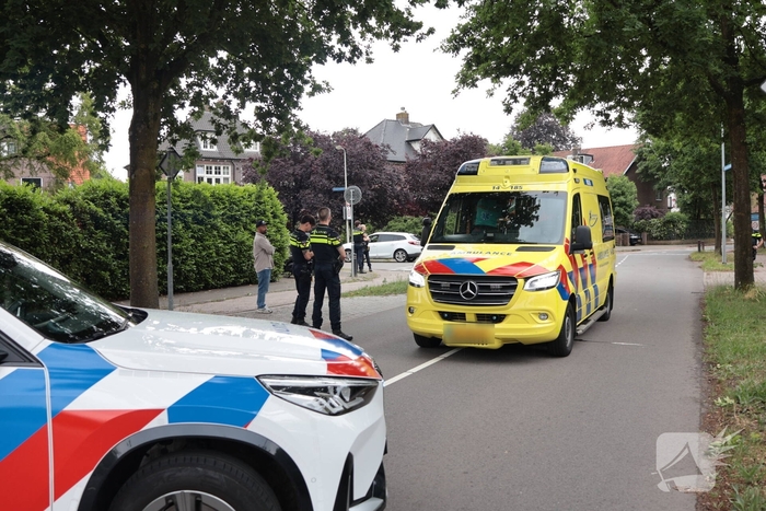 Ongeval met motorscooter en auto leidt tot doorrijden