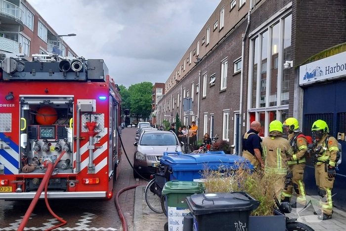 Gebouwbrand veroorzaakt sterke rooklucht