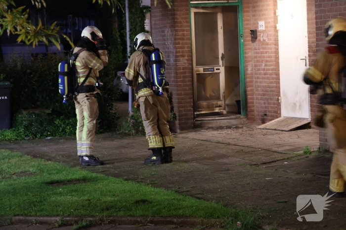 Explosie bij woning zorgt voor grote schade