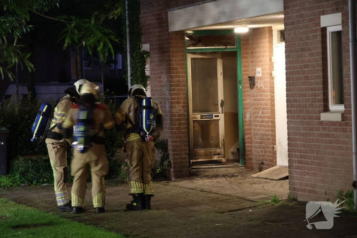 Explosie bij woning zorgt voor grote schade