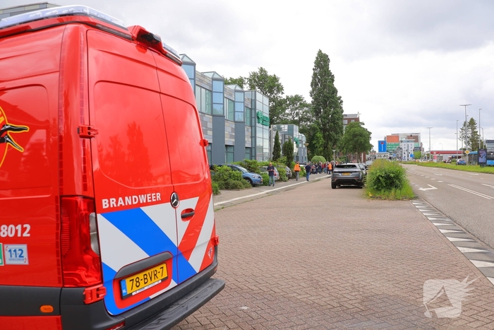 Brand in bedrijf door elektrische pompwagen