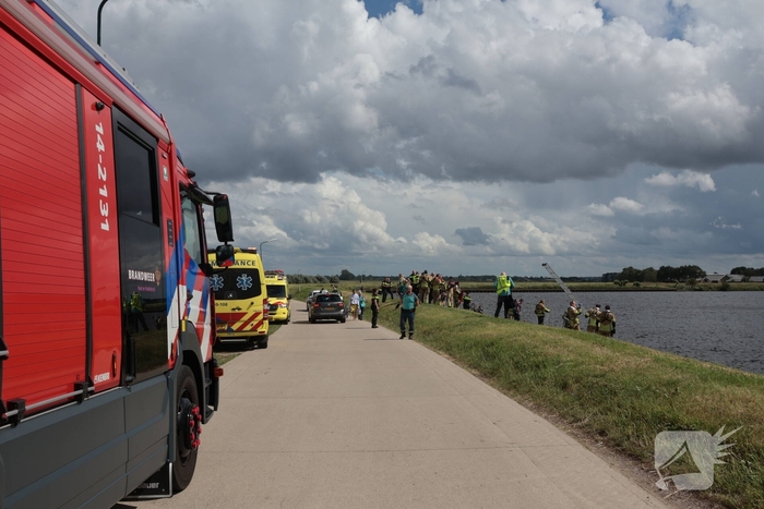 Traumahelikopter ingezet voor persoon te water
