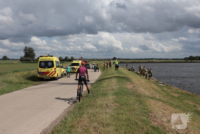 Traumahelikopter ingezet voor persoon te water