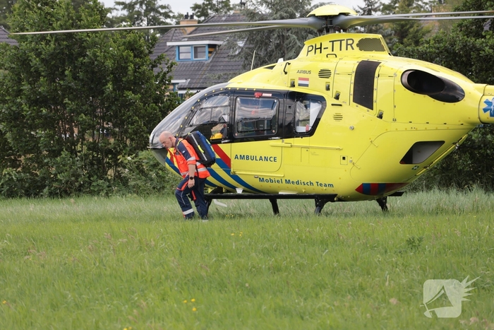 Traumahelikopter ingezet voor persoon te water