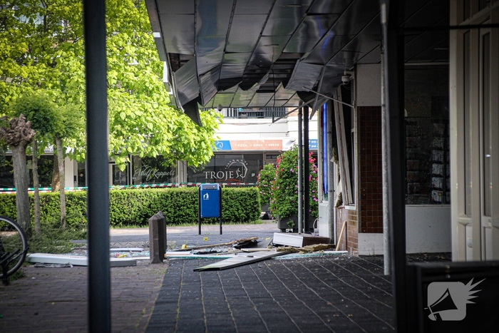 Woningen ontruimd na plofkraak