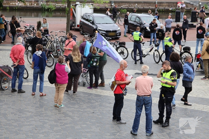 Demonstratie trekt veel aandacht