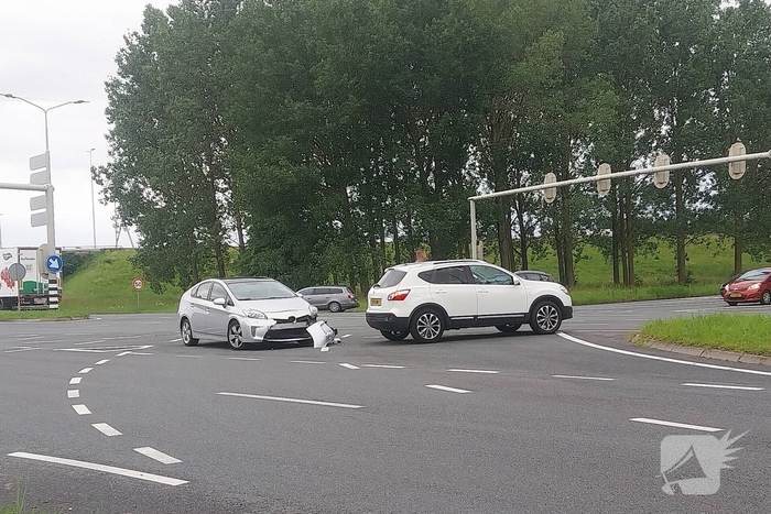 Verkeer ondervindt hinder na kop-staartaanrijding