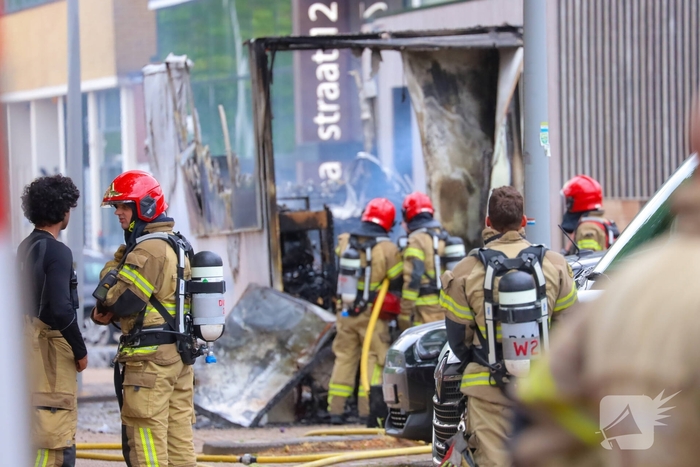 Brand in bijgebouw veroorzaakt rookontwikkeling