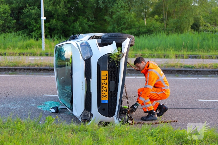 Bestuurder gewond bij eenzijdig ongeval