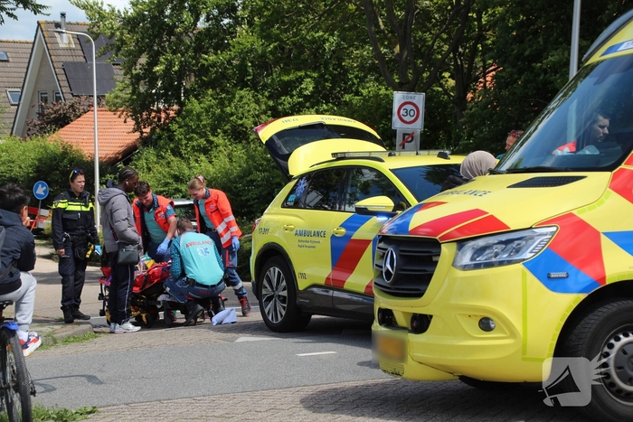 Zwaar ongeval met gewonden na aanrijding tussen scooter en auto