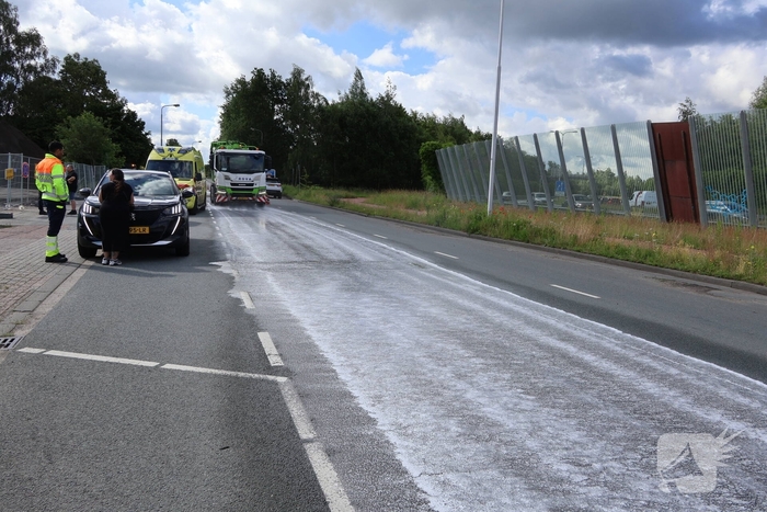 Botsing tussen auto en brommobiel