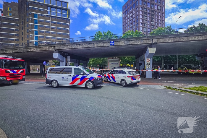 Fietser raakt zwaargewond bij aanrijding met vrachtwagen