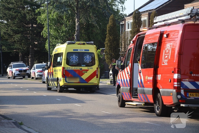 Vrouw raakt zwaargewond in rivier, hulpdiensten groots ingezet