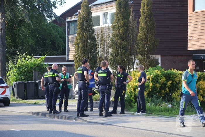 Vrouw raakt zwaargewond in rivier, hulpdiensten groots ingezet