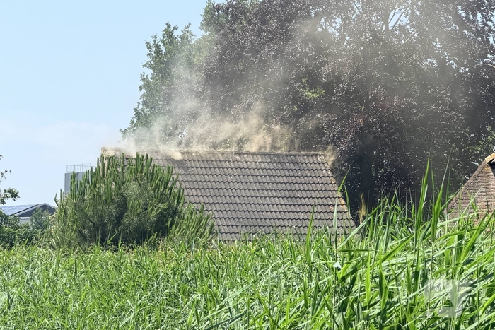 Brand in bijgebouw door kortsluiting