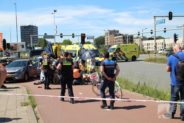 Ongeval tussen scootmobiel en fietser met gewonden