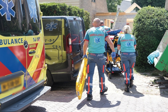 Ongeval tijdens bouwwerkzaamheden leidt tot ziekenhuisopname