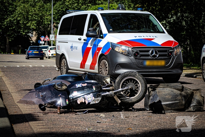 Aanrijding met scooter leidt tot zoektocht naar vuurwapen