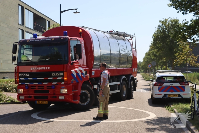Bewoner nagekeken na uitslaande woningbrand