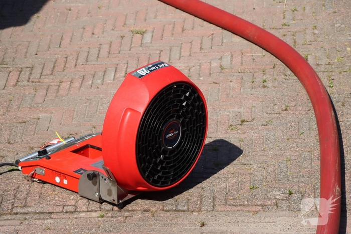 Bewoner nagekeken na uitslaande woningbrand