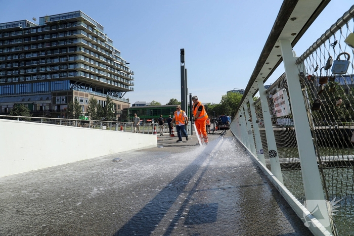 Gemeente voert koeling uit bij bruggen