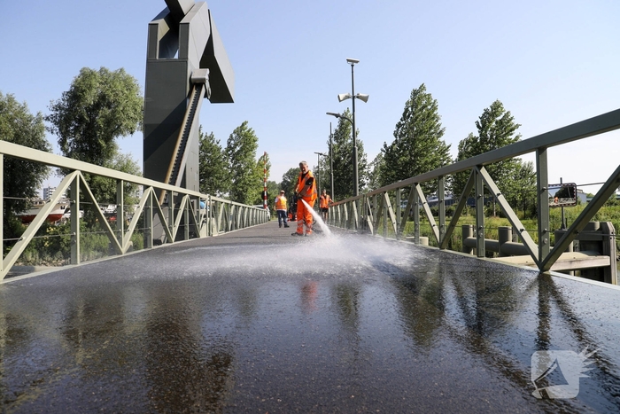 Gemeente voert koeling uit bij bruggen