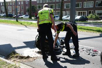 ongeval aveling hoogvliet rotterdam